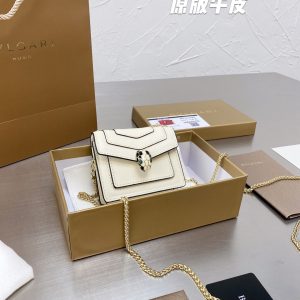 Replica della borsa Bvlgari