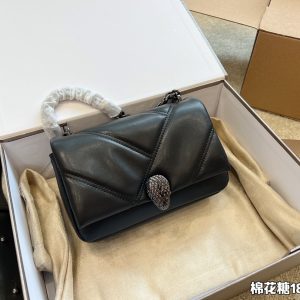 Replica della borsa Bvlgari