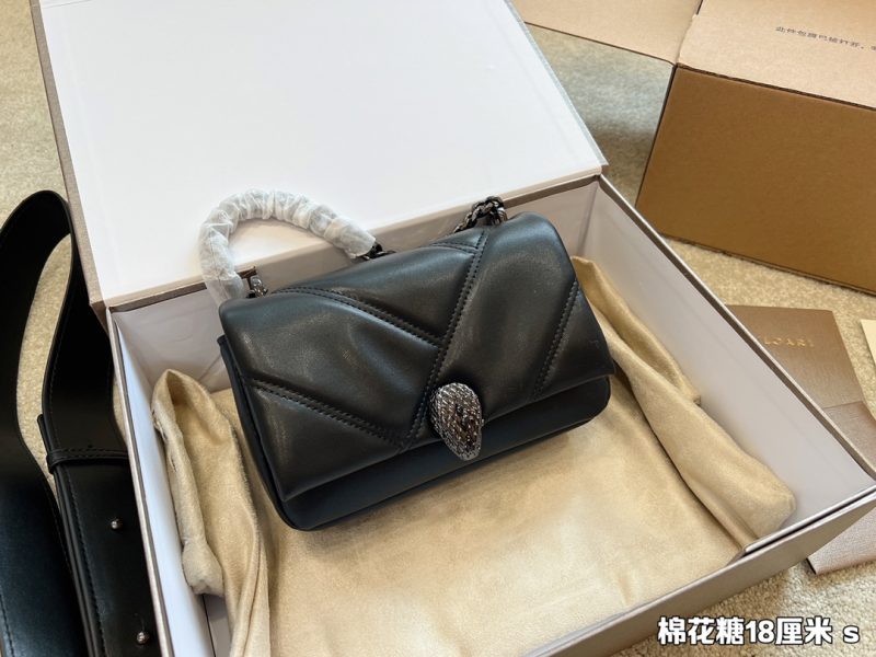 Replica della borsa Bvlgari