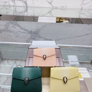 Replica della borsa Bvlgari