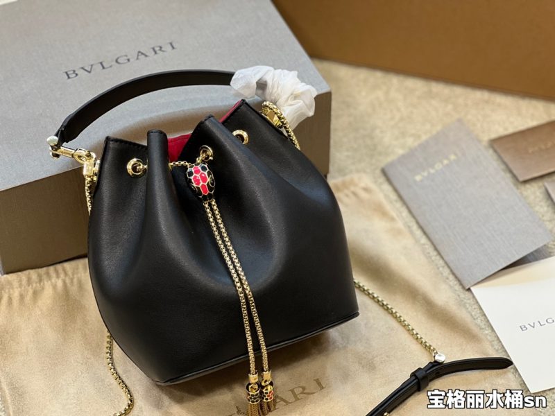 Replica della borsa Bvlgari