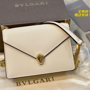 Replica della borsa Bvlgari