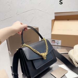 Replica della borsa Bvlgari