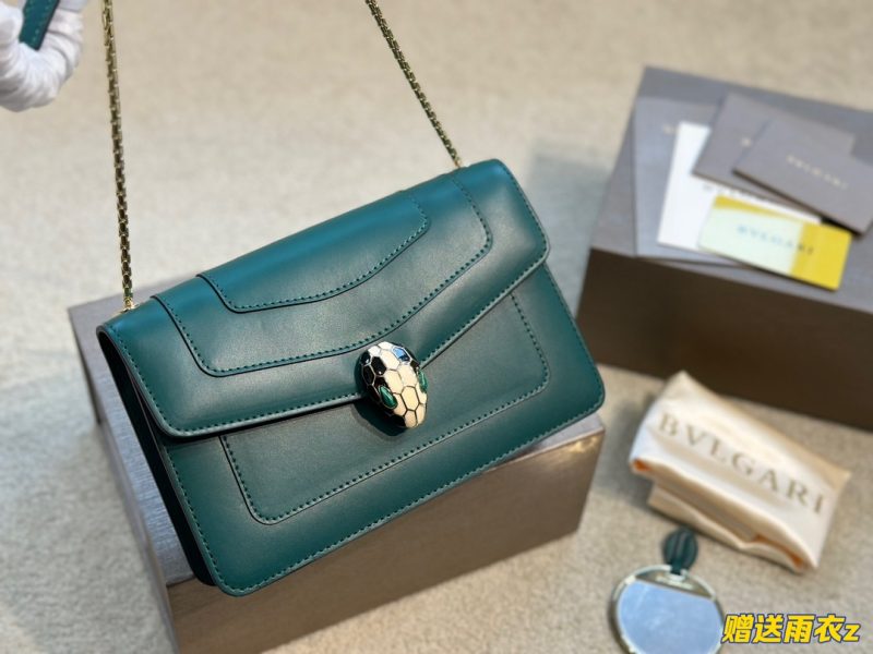 Replica della borsa Bvlgari