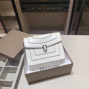 Réplique du sac Bvlgari