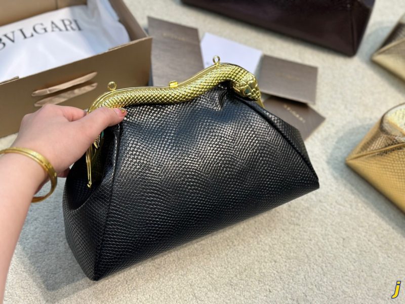 Replica della borsa Bvlgari