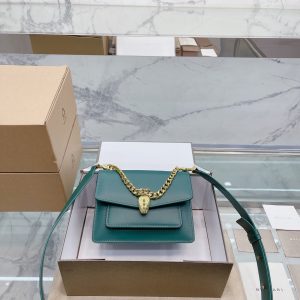 Replica della borsa Bvlgari