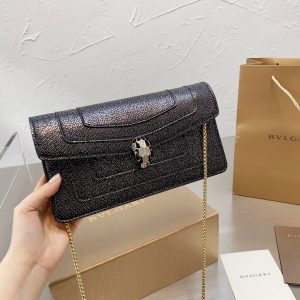 Réplique du sac Bvlgari