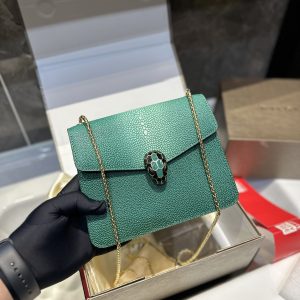 Réplique du sac Bvlgari