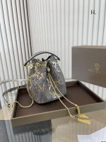 Replica Bvlgari Bag