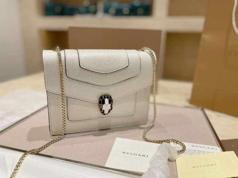 Replica della borsa Bvlgari