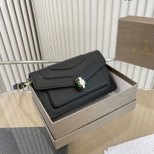 Réplique du sac Bvlgari