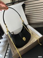 Réplique du sac Bvlgari