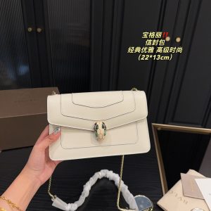 Replica della borsa Bvlgari