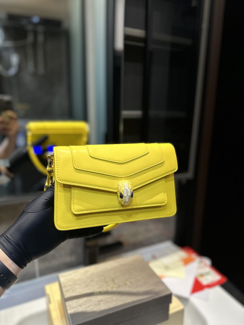 Replica della borsa Bvlgari