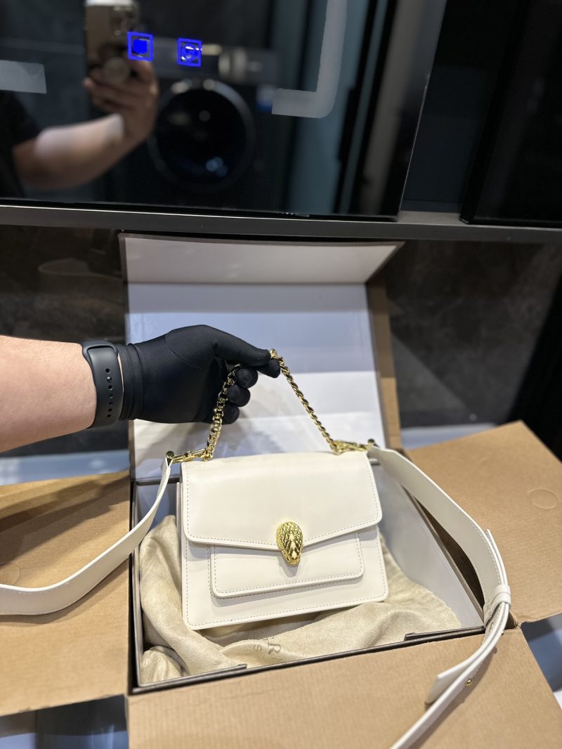 Replica della borsa Bvlgari