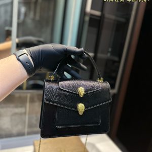 Replica della borsa Bvlgari