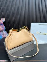 Replica della borsa Bvlgari