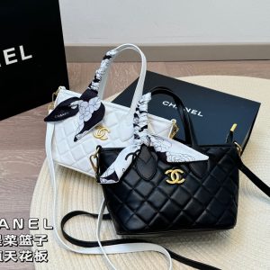 CHANEL CHANEL