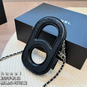 Chanel Chanel hollow mobile phone bag