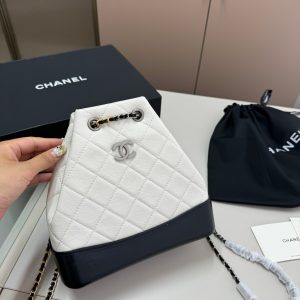 Chanel Chanel hobo backpack?05