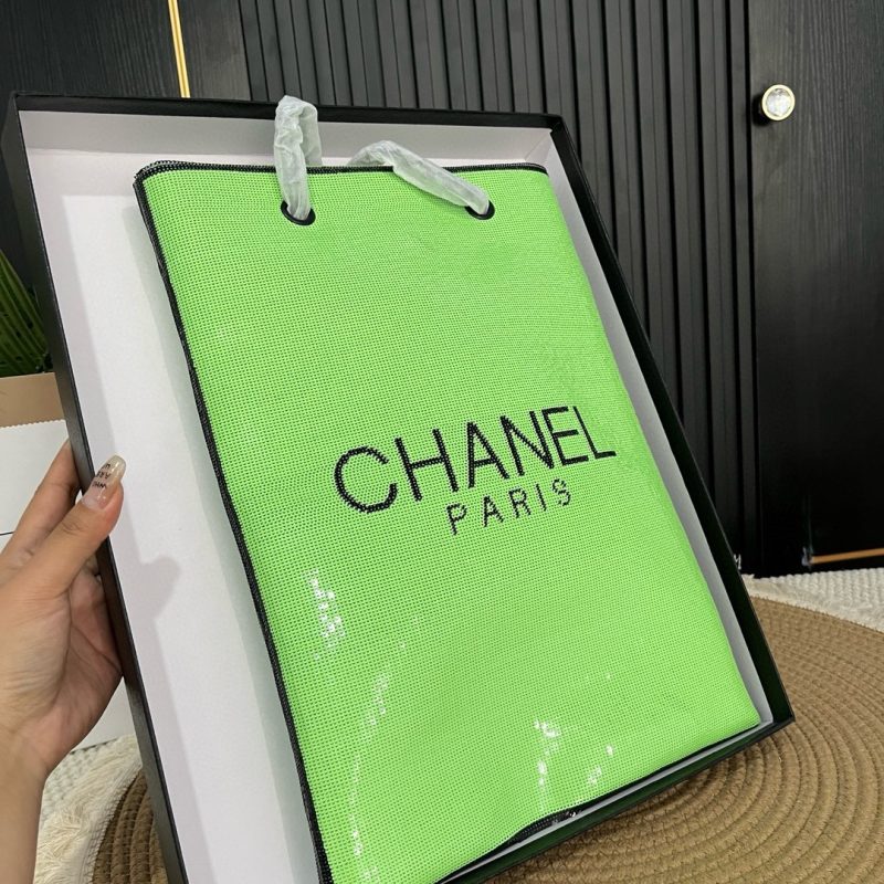 Chanel sequin gift box packaging invoice