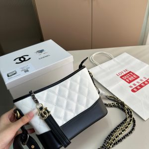 Chanel Chanel hobo bag?15