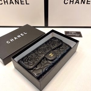 Color Black Size 19x10 Chanel classic hot style Cow leather wallet Camellia must-have for first-class beauties❤️