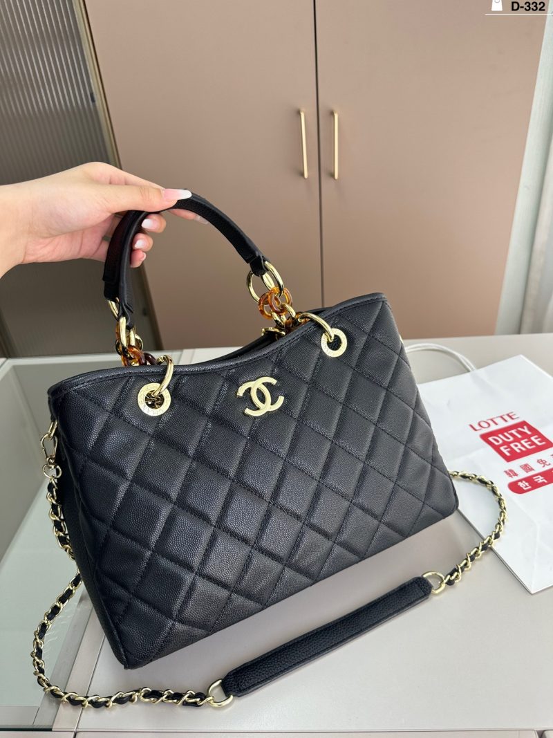 CHANEL diamond tote bag