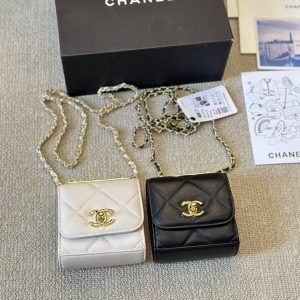 chanel 19 trendy mobile phone bag