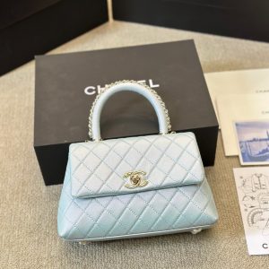 A must-have for a lifetime! Chanel Coco Handle