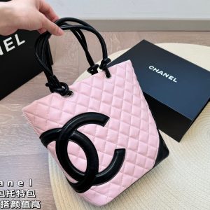 Chanel Chanel Compeng bag tote bag