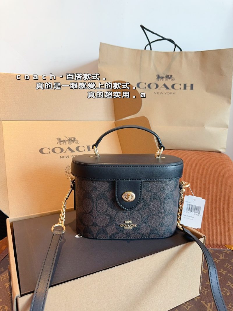 La mochila de nailon Coach es muy ligera y su diseño también es muy sencillo y atractivo. Es un lujo fresco y atrevido. Puede ser salado o dulce. A la gente de Jimei le encanta Talla H 25.29