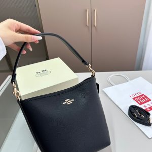 coach nueva bucket bag