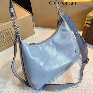 COACH Houston pilot handbag