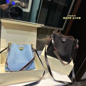 Borsa a secchiello in denim Coach