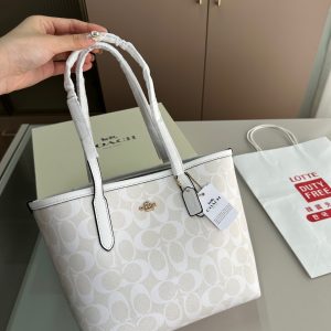 Coach tote bag?35