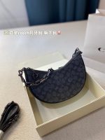 Die Coach Crescent Bag Achseltasche mit Faltschachtel ist wirklich ein Meisterwerk. In Bezug auf das Design