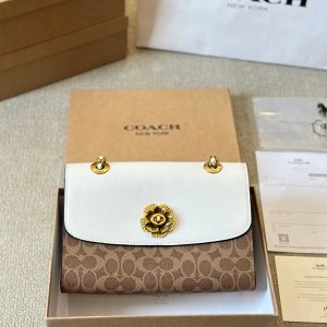 COACH*marque Camélia