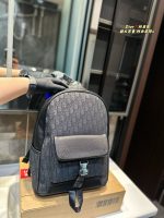 dior. Presbyopic style backpack