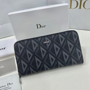 "Dior" logo on the front