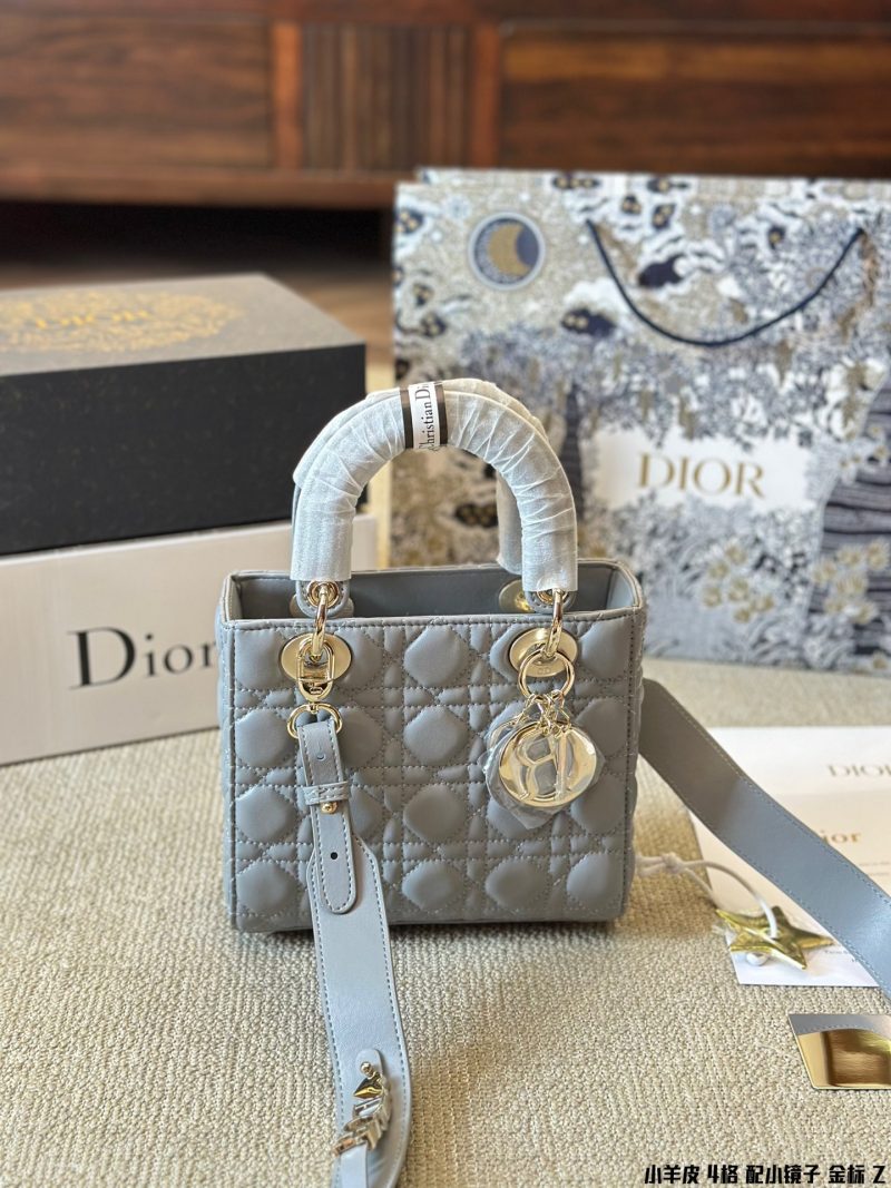 Dior lady Dior handbag Princess Diana sheepskin pattern