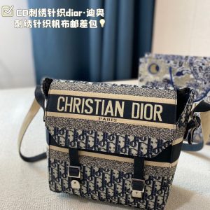 Baby's original CD embroidered knitted dior