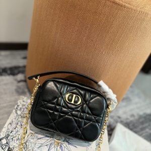 Dior camera bag pearl chain