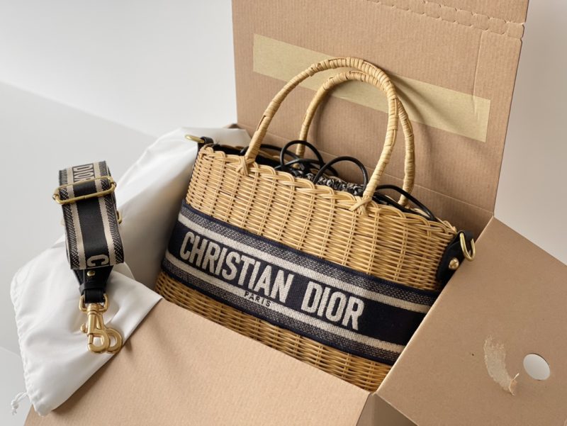 dior new straw bag