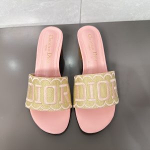 D family thick heel pink