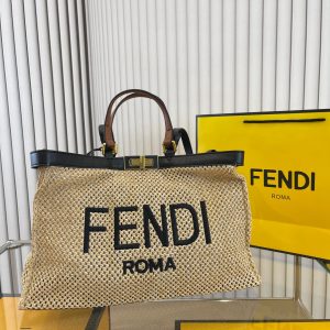 Fendi straw tote shopping bag ️