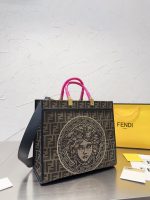 ⭐️ My favorite Fendi graffiti tote bag