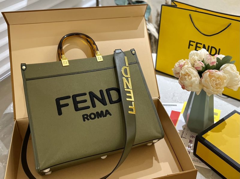 ⭐️ Favorite Fendi shopping bag tote bag