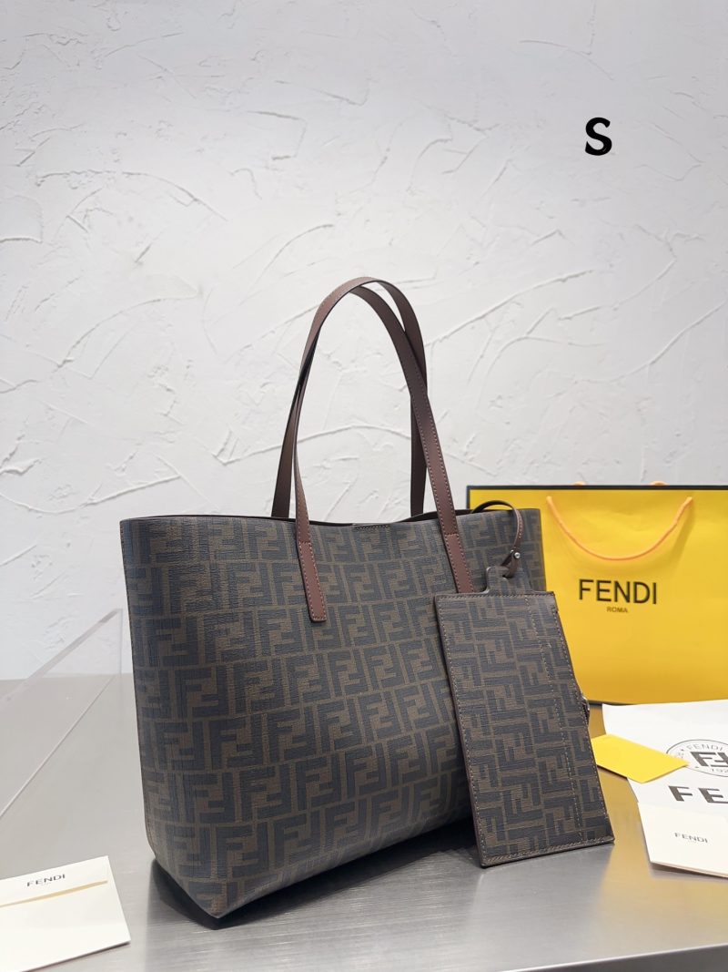 FENDI (F Home) shopping bag ️